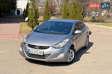 Седан Hyundai Elantra 2011 в Киеве