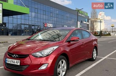 Седан Hyundai Elantra 2012 в Києві