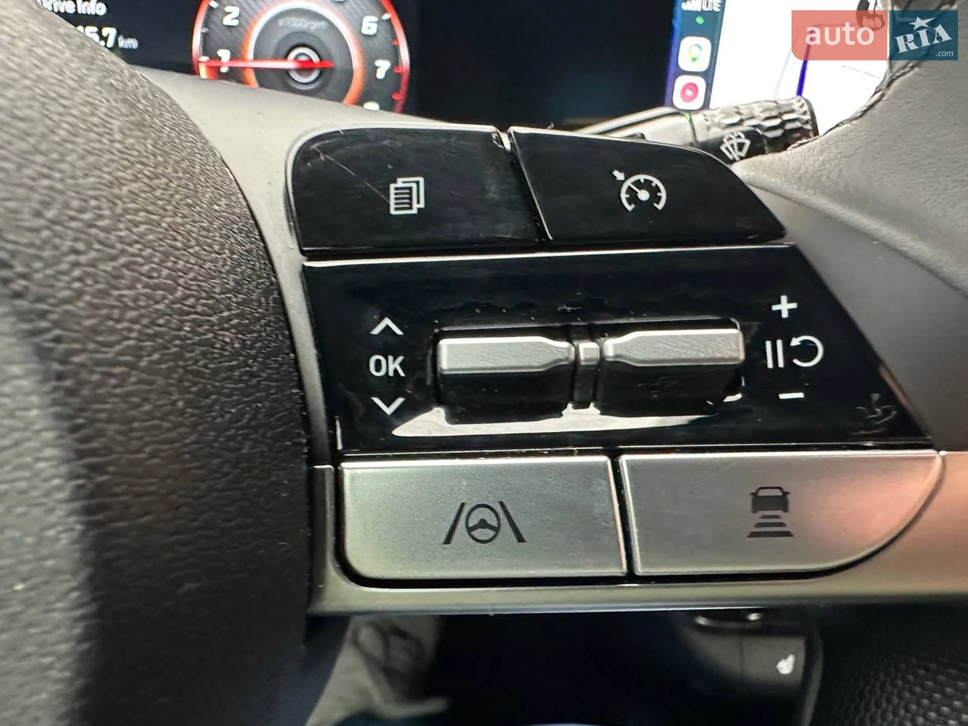 2023 Hyundai Elantra - мініатюра 24