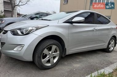 Седан Hyundai Elantra 2012 в Львове
