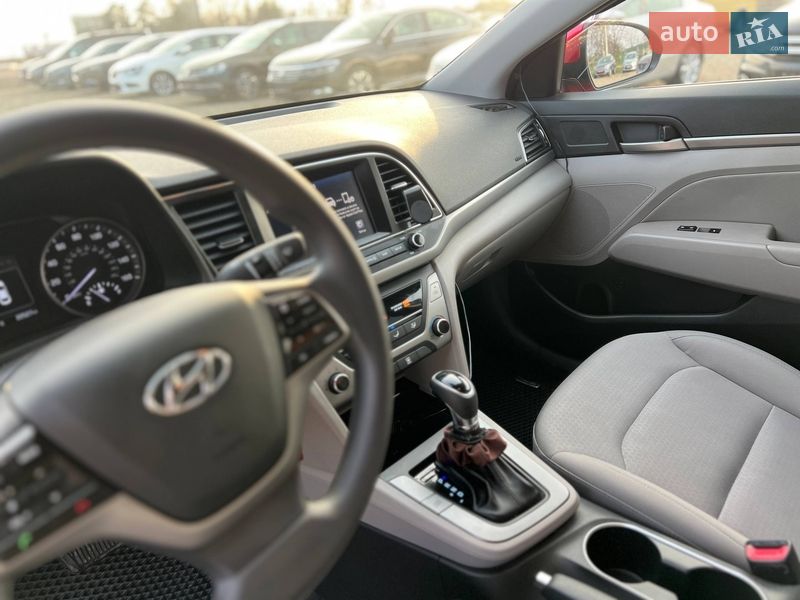 Седан Hyundai Elantra 2018 в Стрые