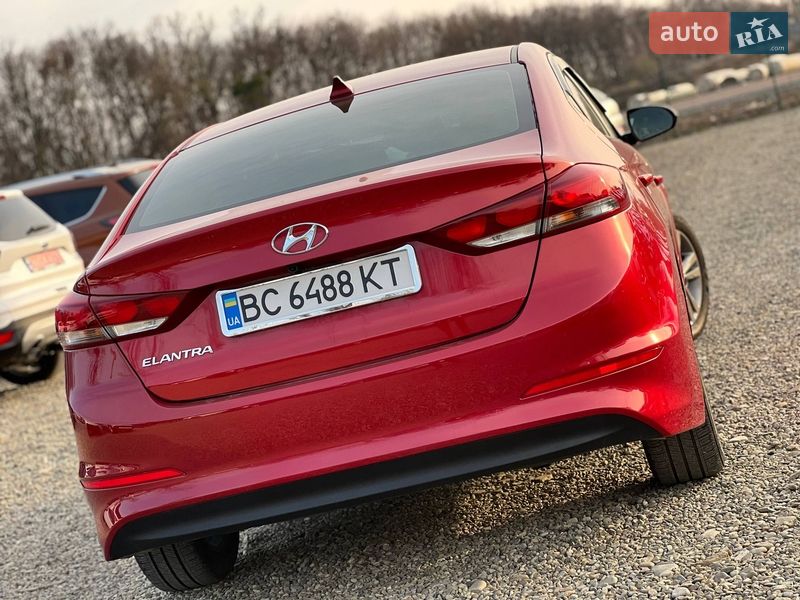 Седан Hyundai Elantra 2018 в Стрые