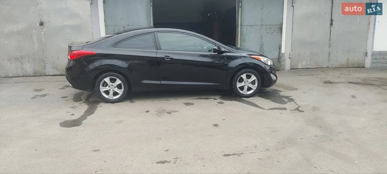 2013 Hyundai Elantra - мініатюра 18