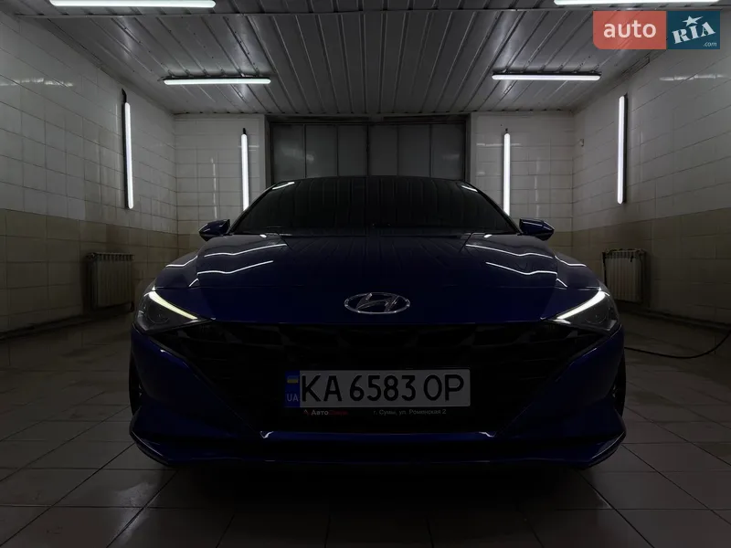 Hyundai Elantra