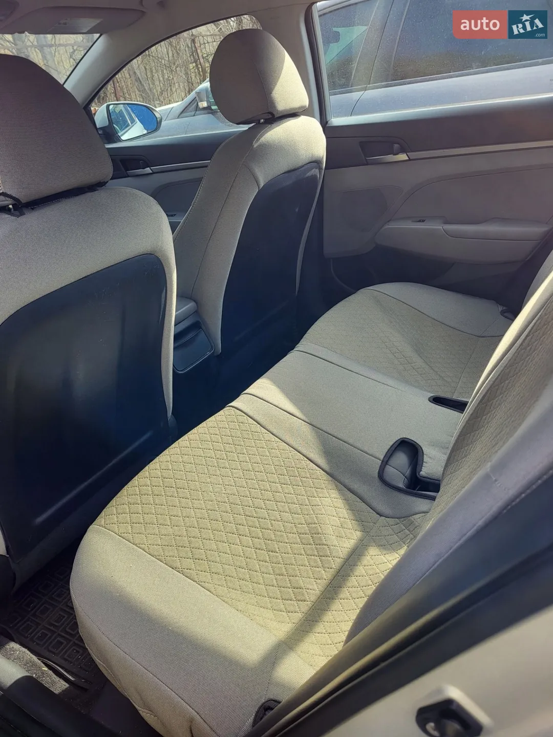 2017 Hyundai Elantra - мініатюра 7