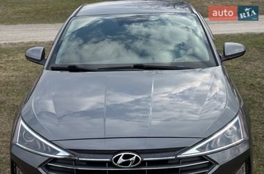 Седан Hyundai Elantra 2018 в Кропивницькому