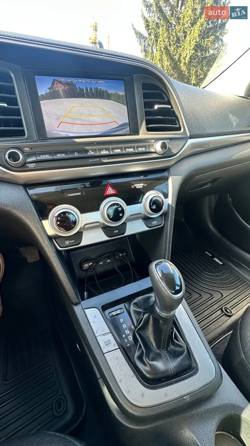 2018 Hyundai Elantra - мініатюра 16