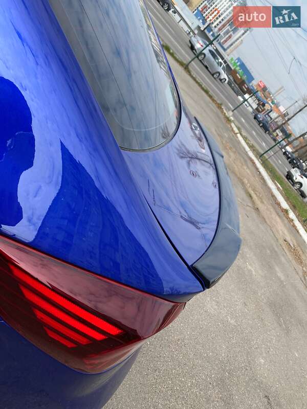 Седан Hyundai Elantra 2019 в Киеве