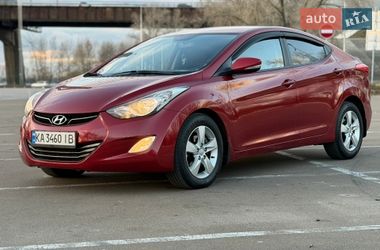 Седан Hyundai Elantra 2012 в Києві