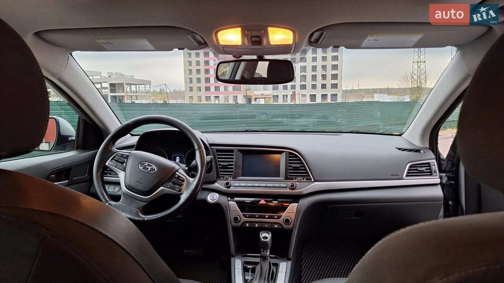 2017 Hyundai Elantra - мініатюра 5