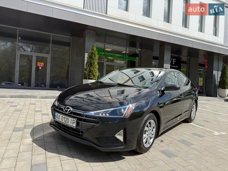 Hyundai Elantra 2019