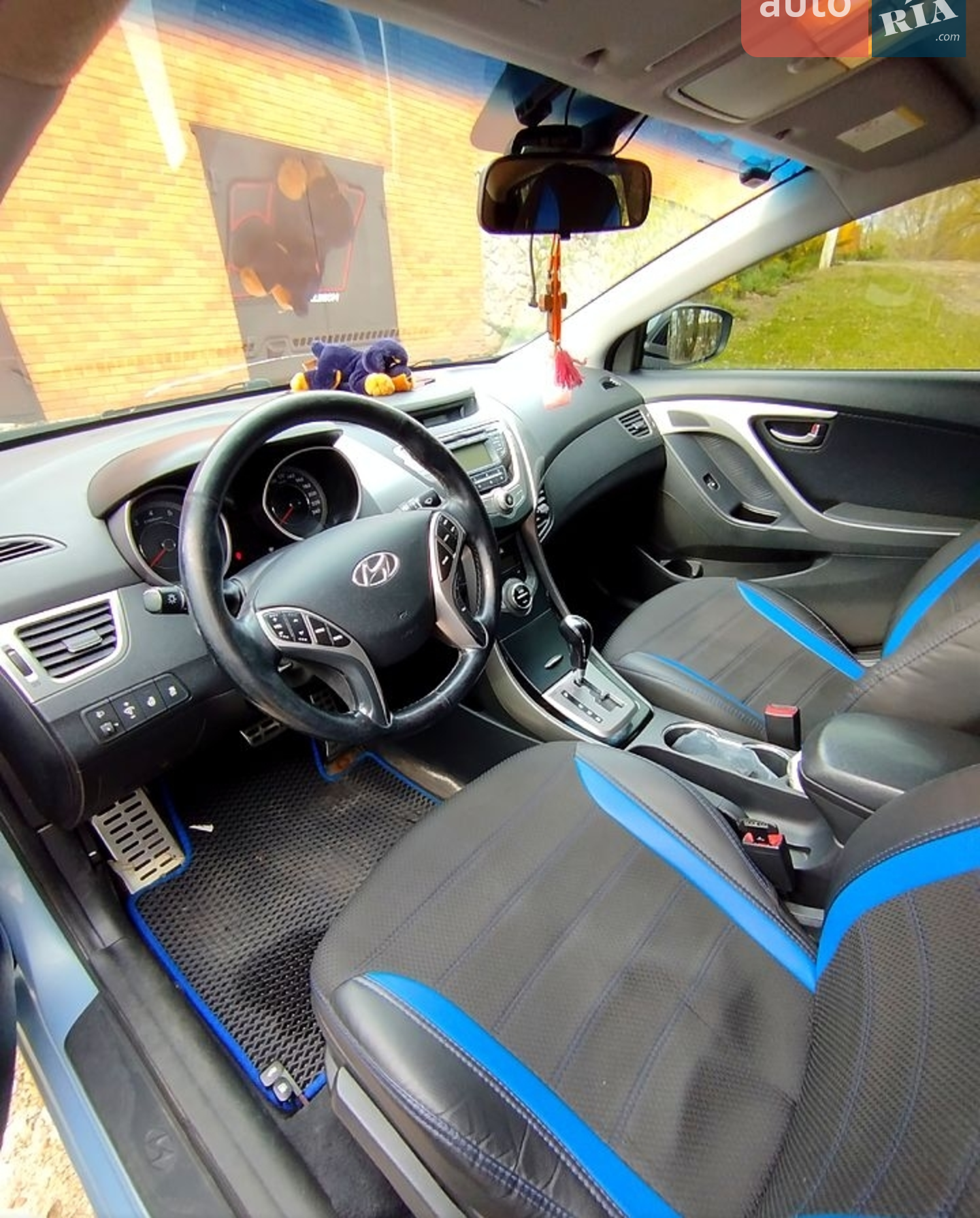 2013 Hyundai Elantra - мініатюра 6