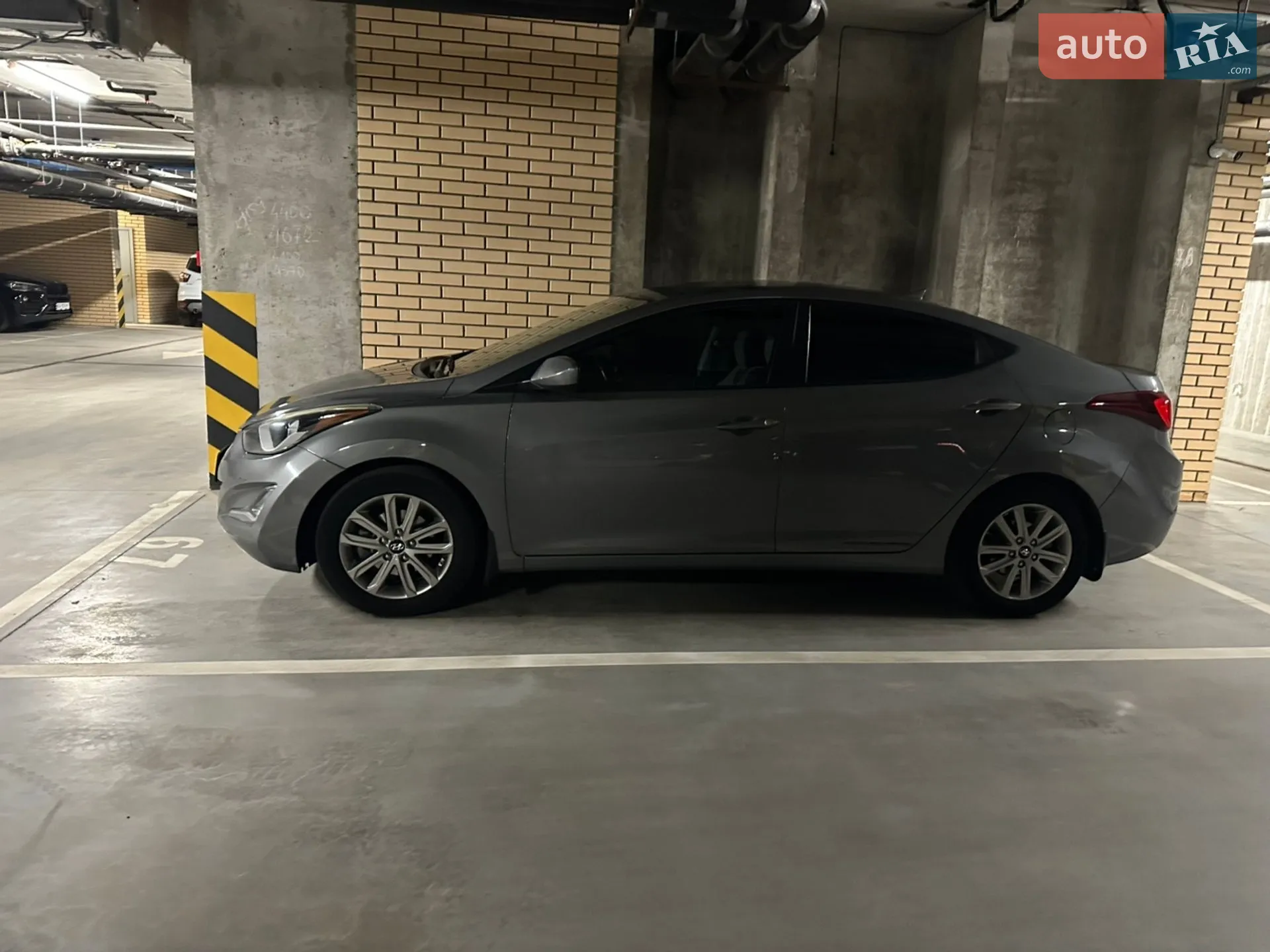 2014 Hyundai Elantra - мініатюра 6
