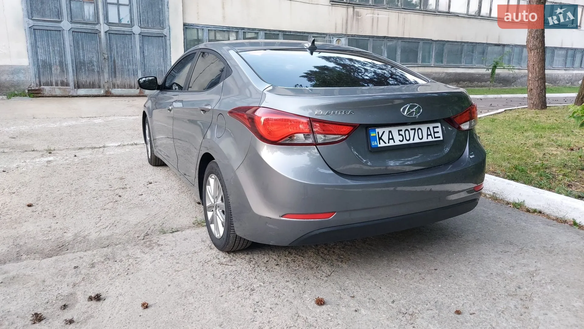 2014 Hyundai Elantra - мініатюра 10