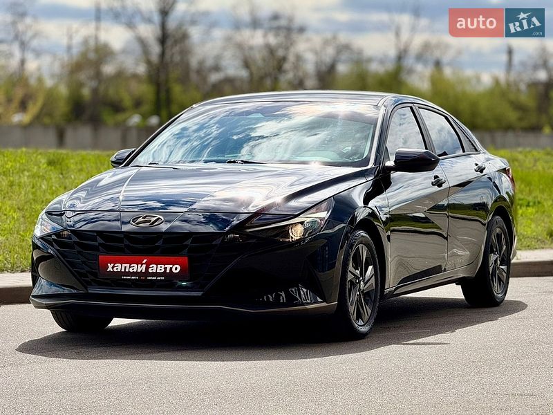 Hyundai Elantra 2021