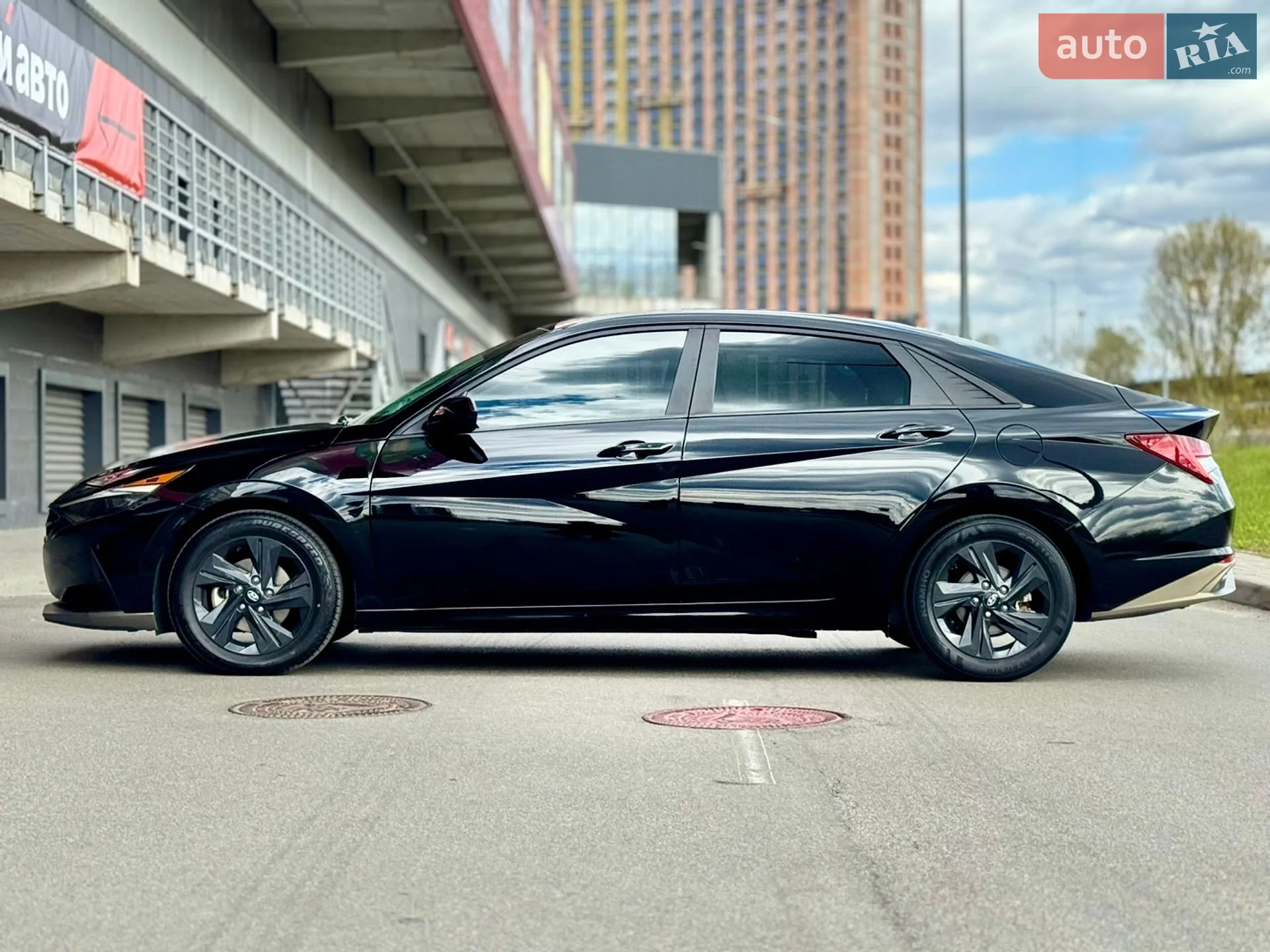 2021 Hyundai Elantra - мініатюра 3