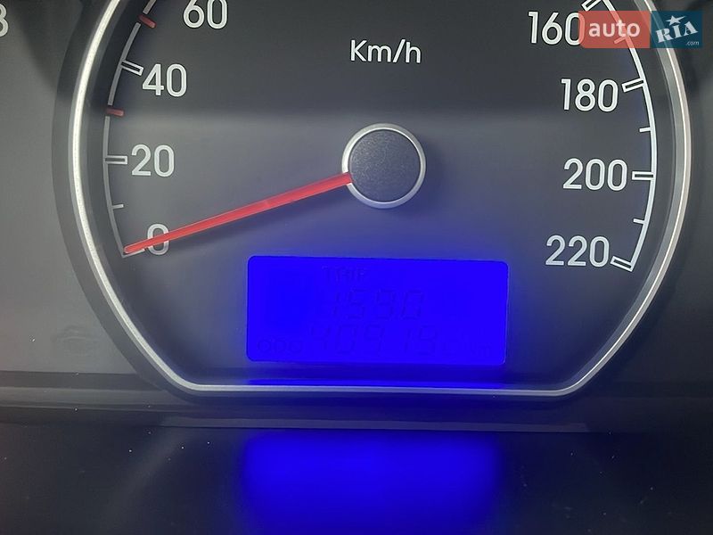 Hyundai Elantra 2011