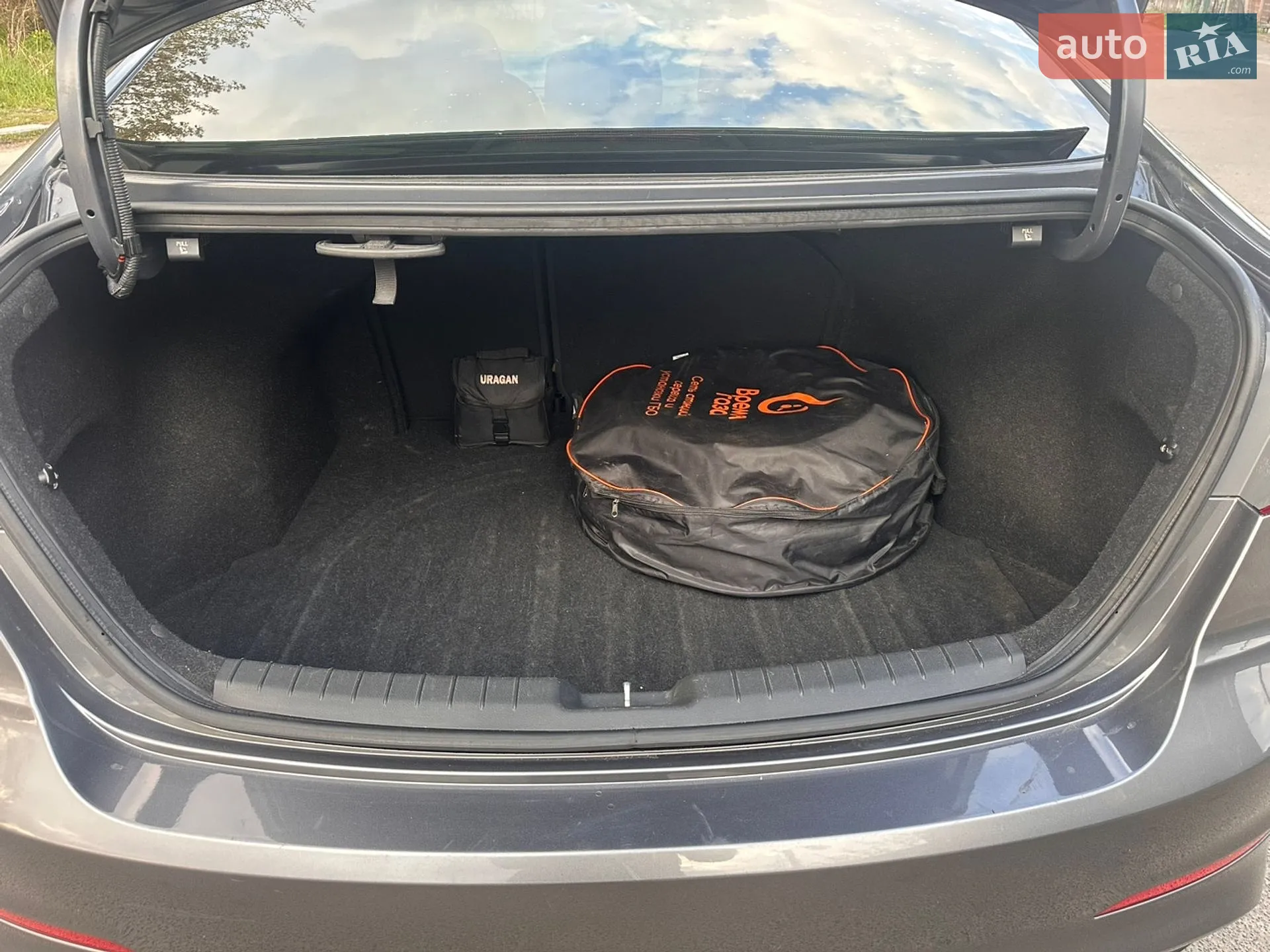 2018 Hyundai Elantra - мініатюра 19