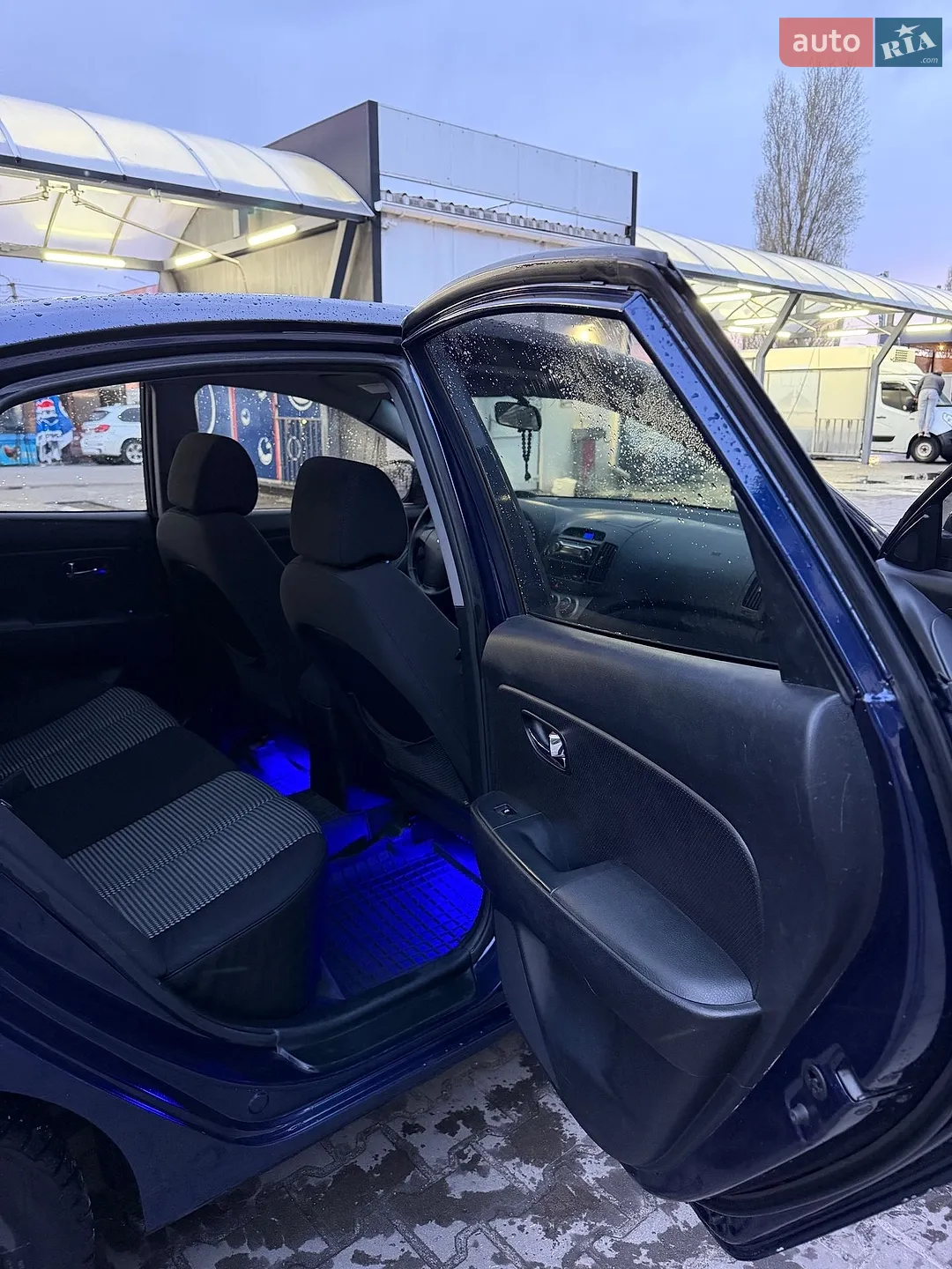 2011 Hyundai Elantra - мініатюра 11