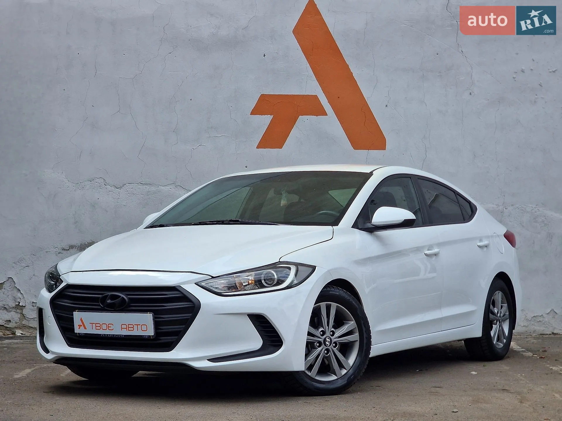 2017 Hyundai Elantra - мініатюра 10