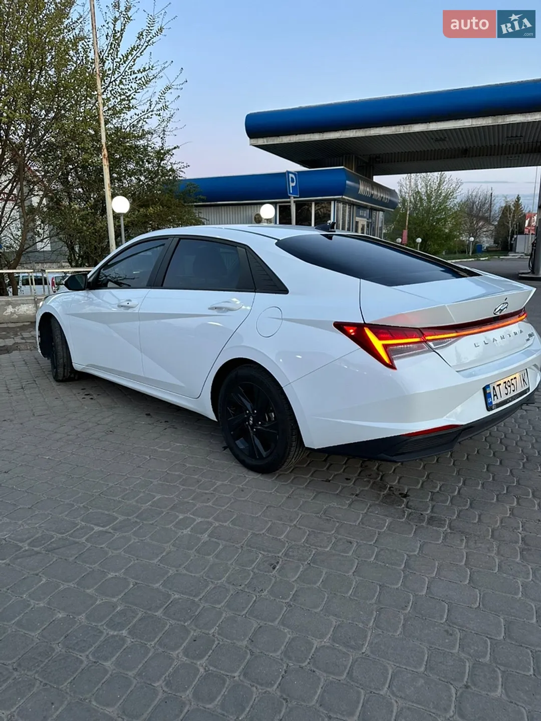 2022 Hyundai Elantra - мініатюра 14