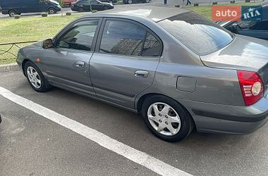 Седан Hyundai Elantra 2010 в Києві