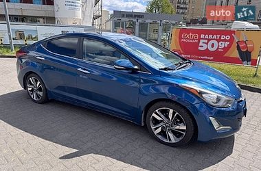Седан Hyundai Elantra 2014 в Львові