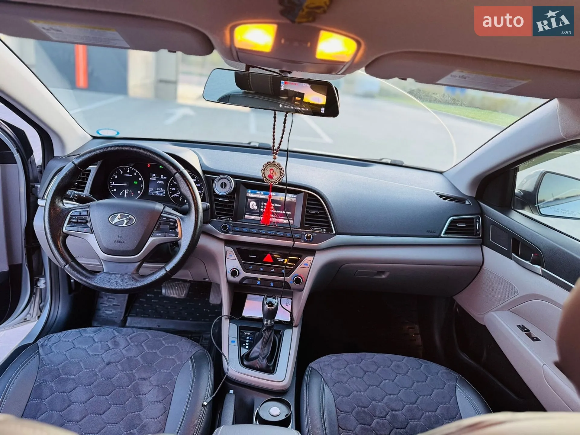 2016 Hyundai Elantra - мініатюра 2