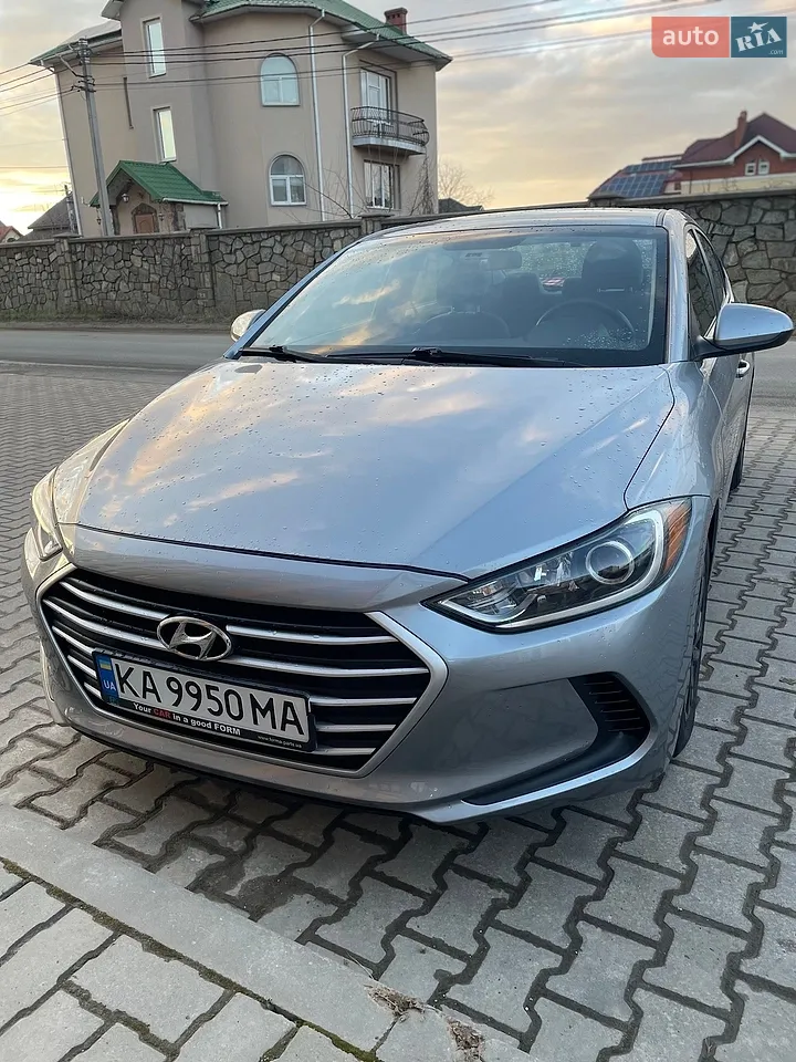 2017 Hyundai Elantra - мініатюра 14