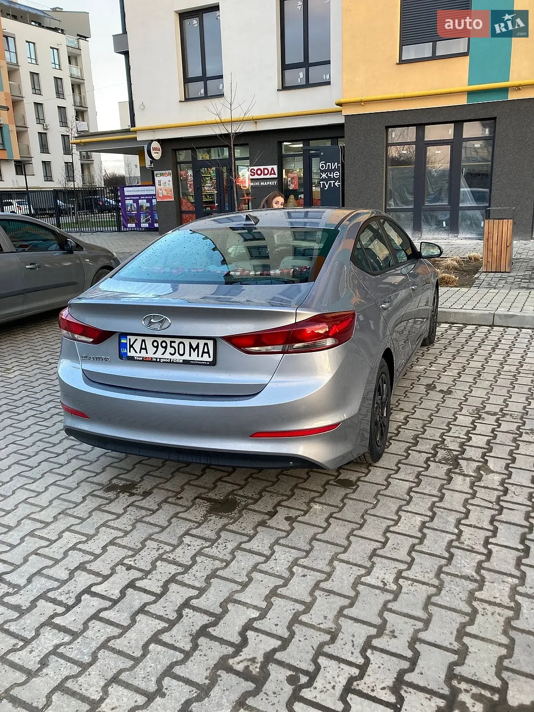 2016 Hyundai Elantra - мініатюра 10
