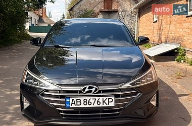 Седан Hyundai Elantra 2019 в Вінниці