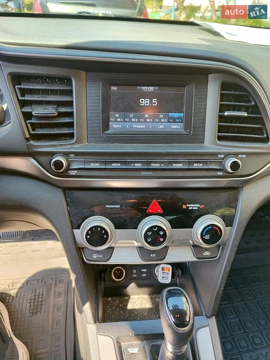 2019 Hyundai Elantra - мініатюра 3