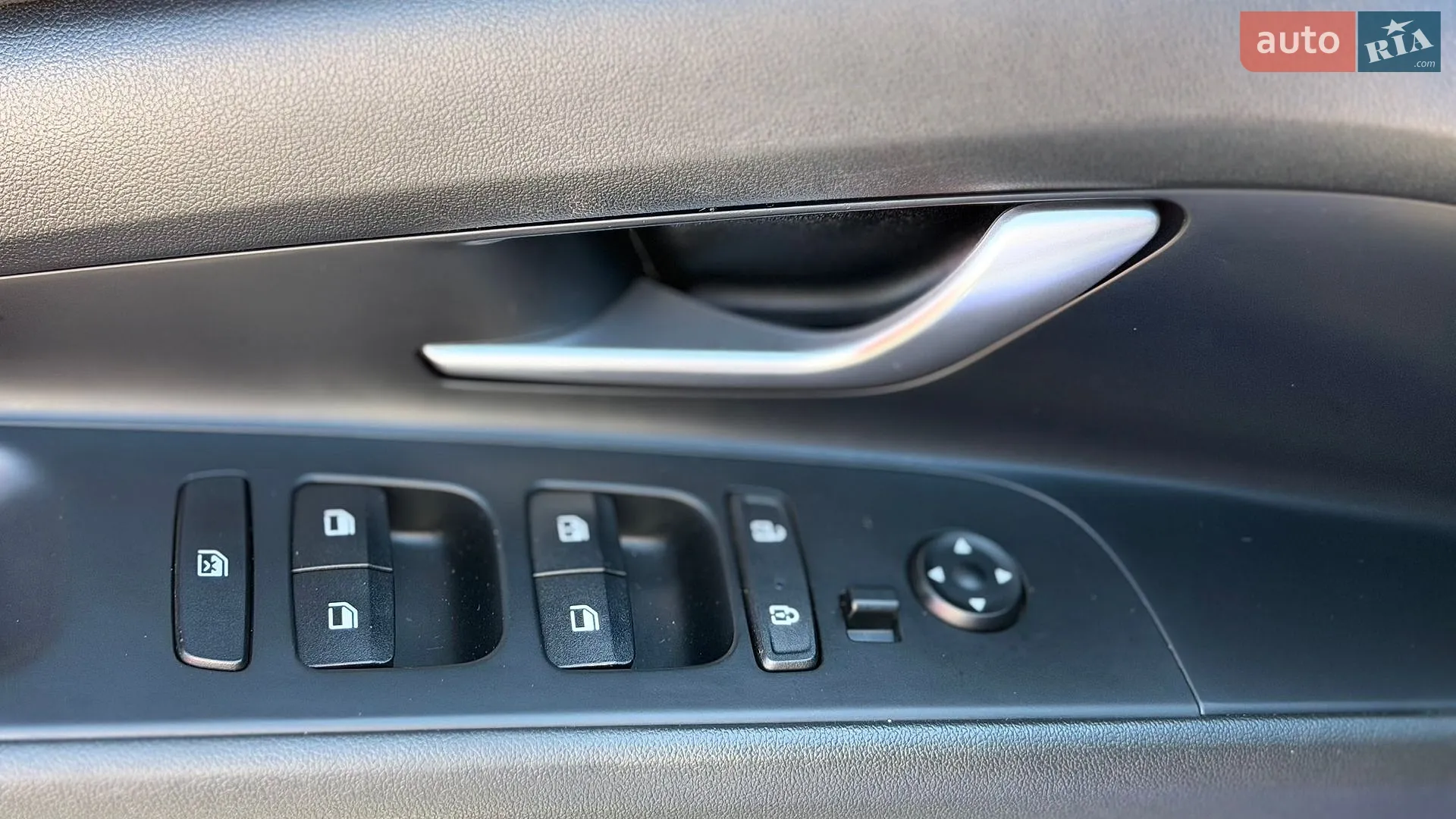 2021 Hyundai Elantra - мініатюра 12
