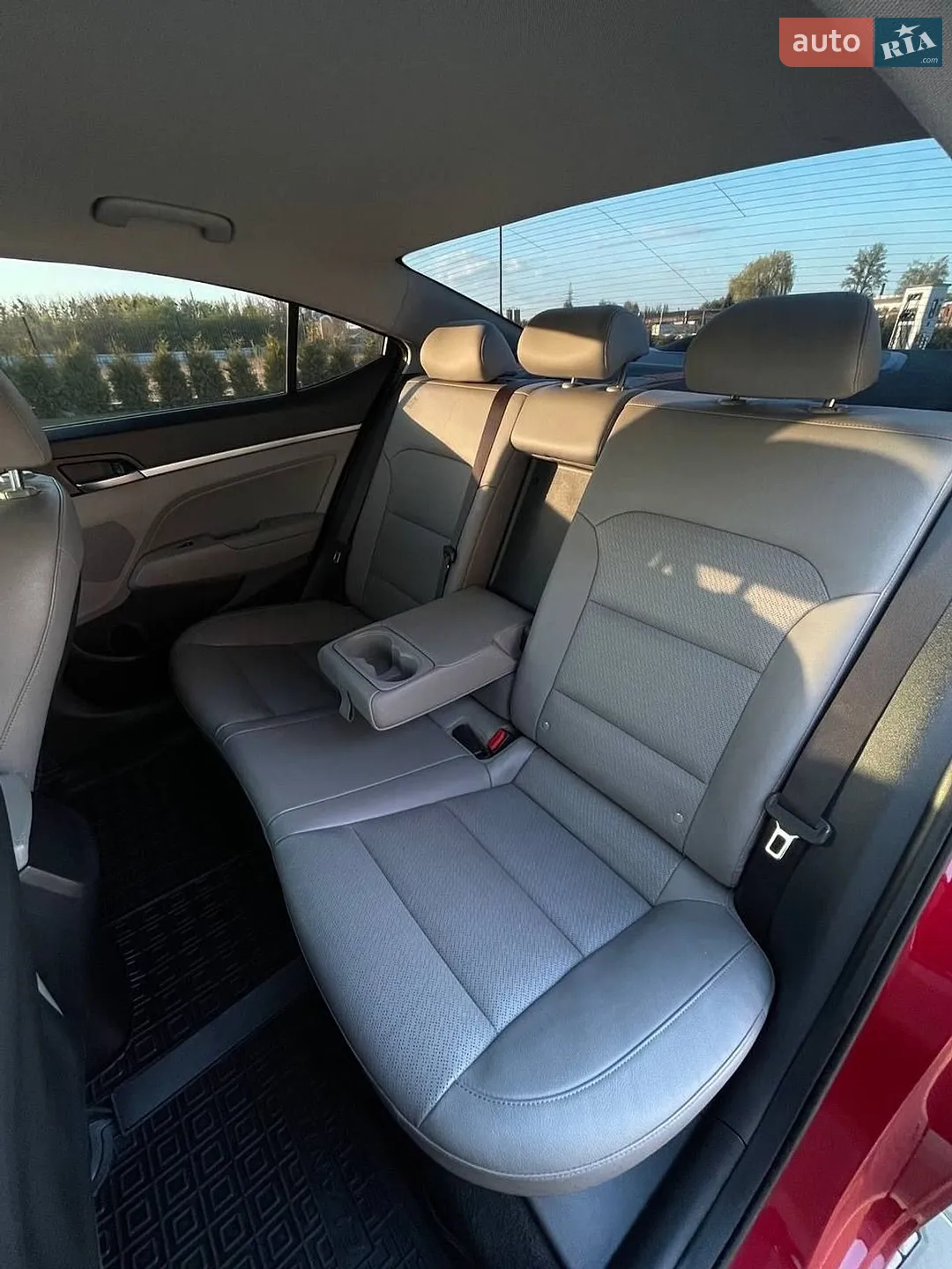 2020 Hyundai Elantra - мініатюра 5
