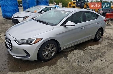 Седан Hyundai Elantra 2017 в Луцке