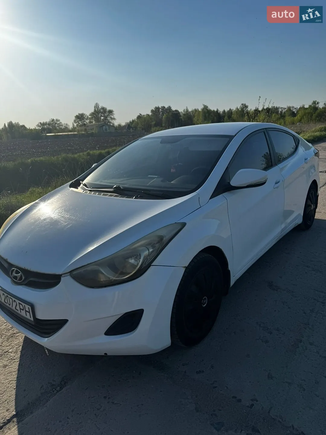 2013 Hyundai Elantra - мініатюра 8