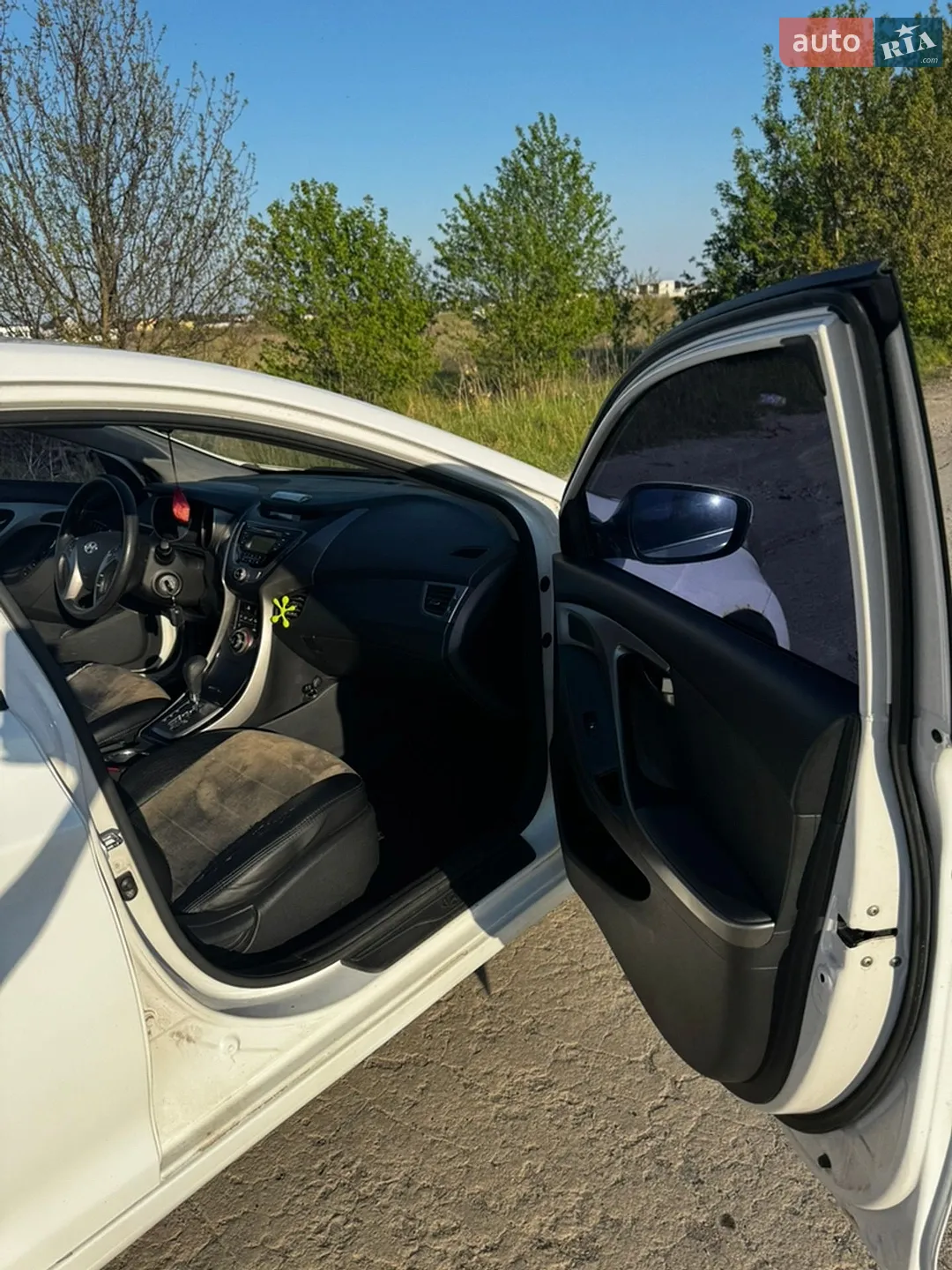 2013 Hyundai Elantra - мініатюра 13