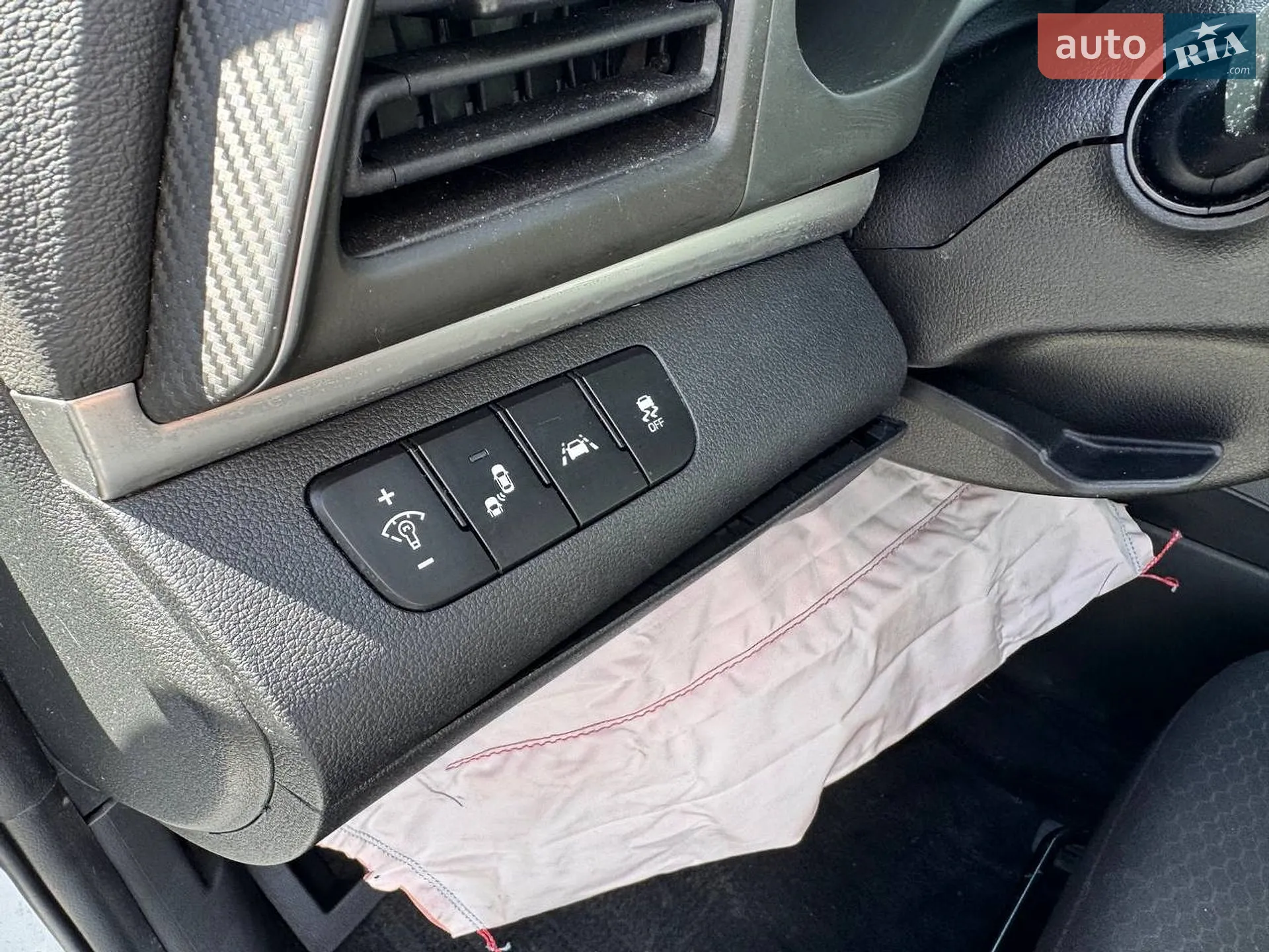 2019 Hyundai Elantra - мініатюра 11