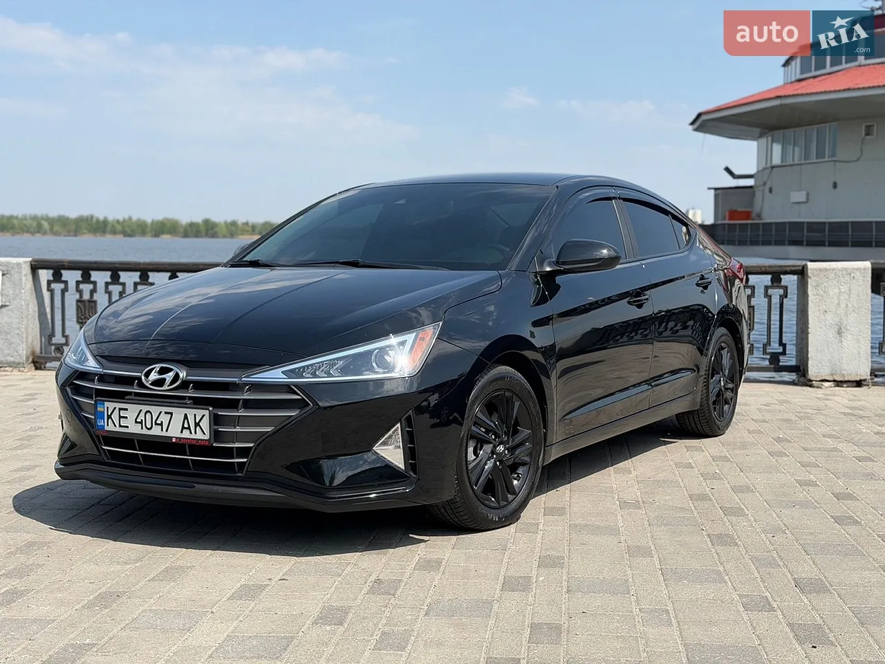2019 Hyundai Elantra - мініатюра 15