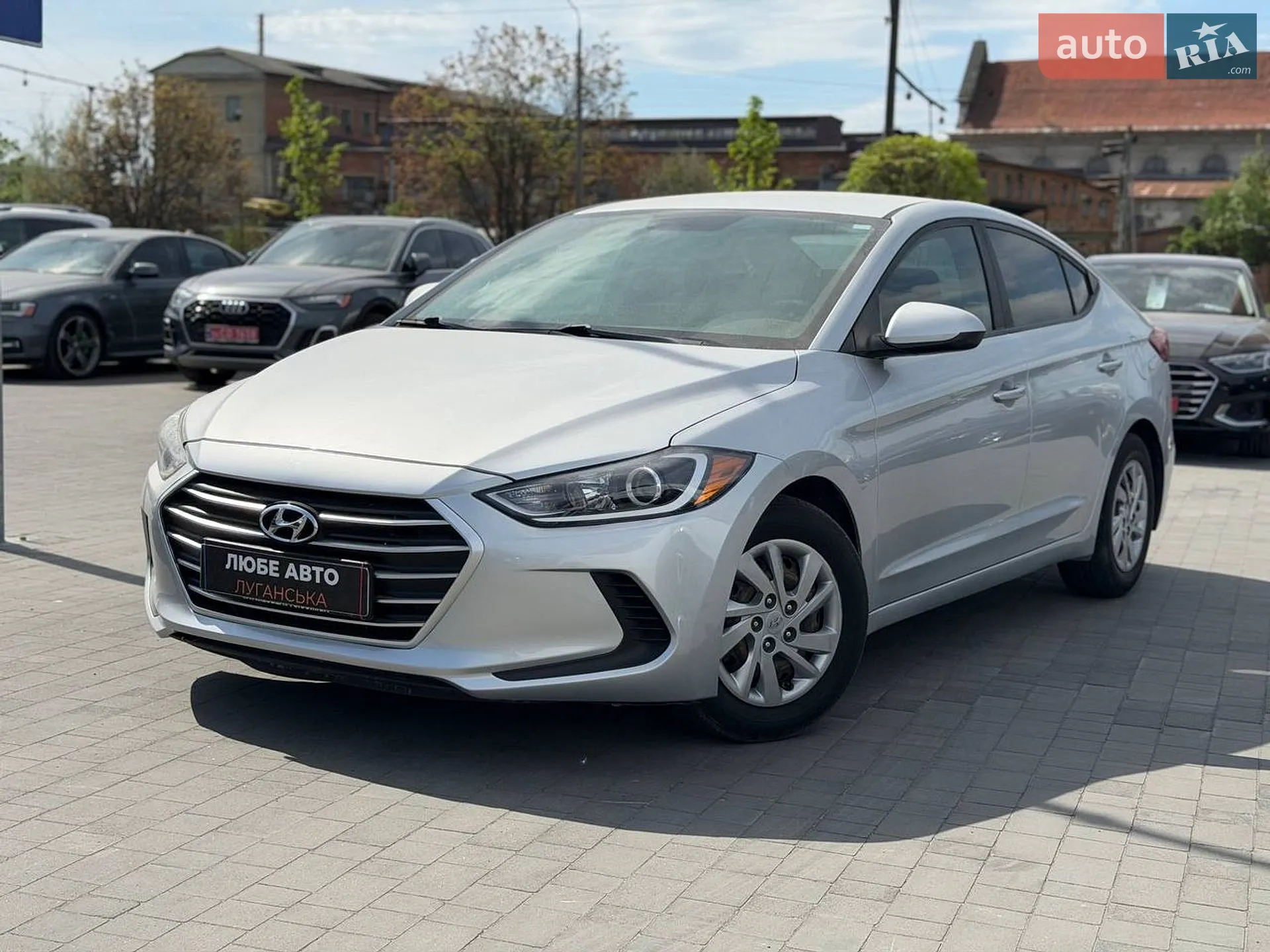 2017 Hyundai Elantra - фото 1