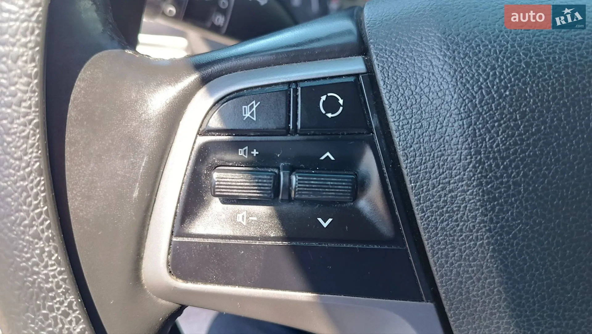 2018 Hyundai Elantra - мініатюра 16