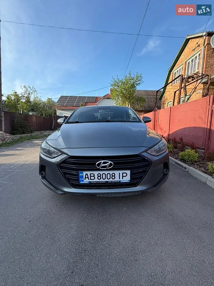 2016 Hyundai Elantra - мініатюра 23