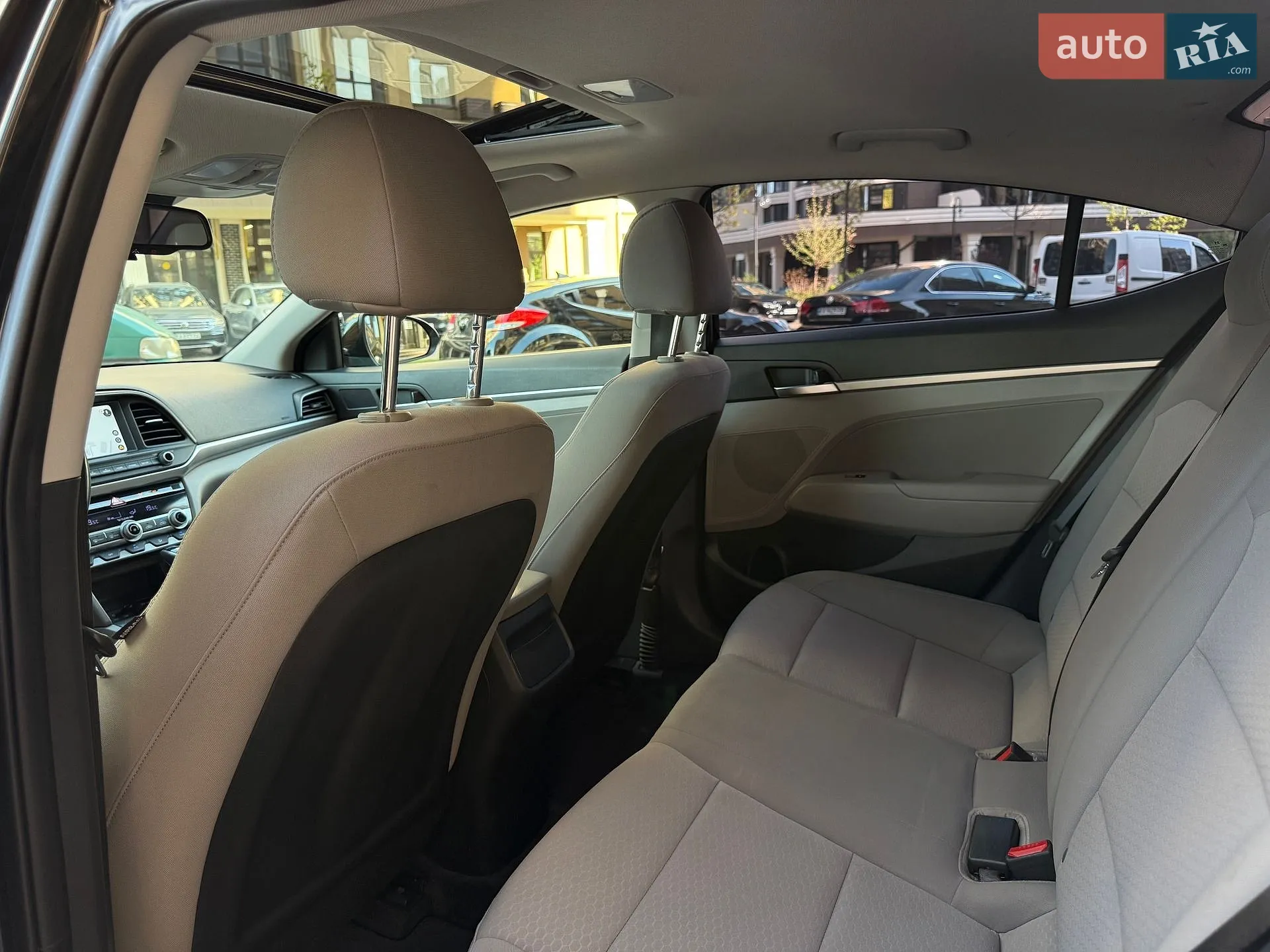 2020 Hyundai Elantra - мініатюра 15