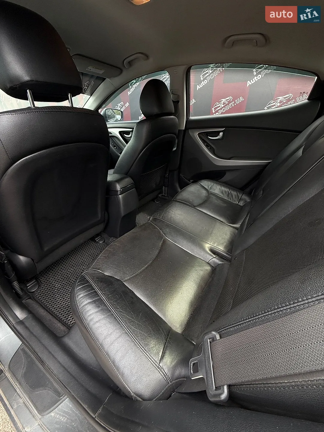 2015 Hyundai Elantra - мініатюра 20