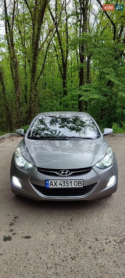 2010 Hyundai Elantra - мініатюра 14