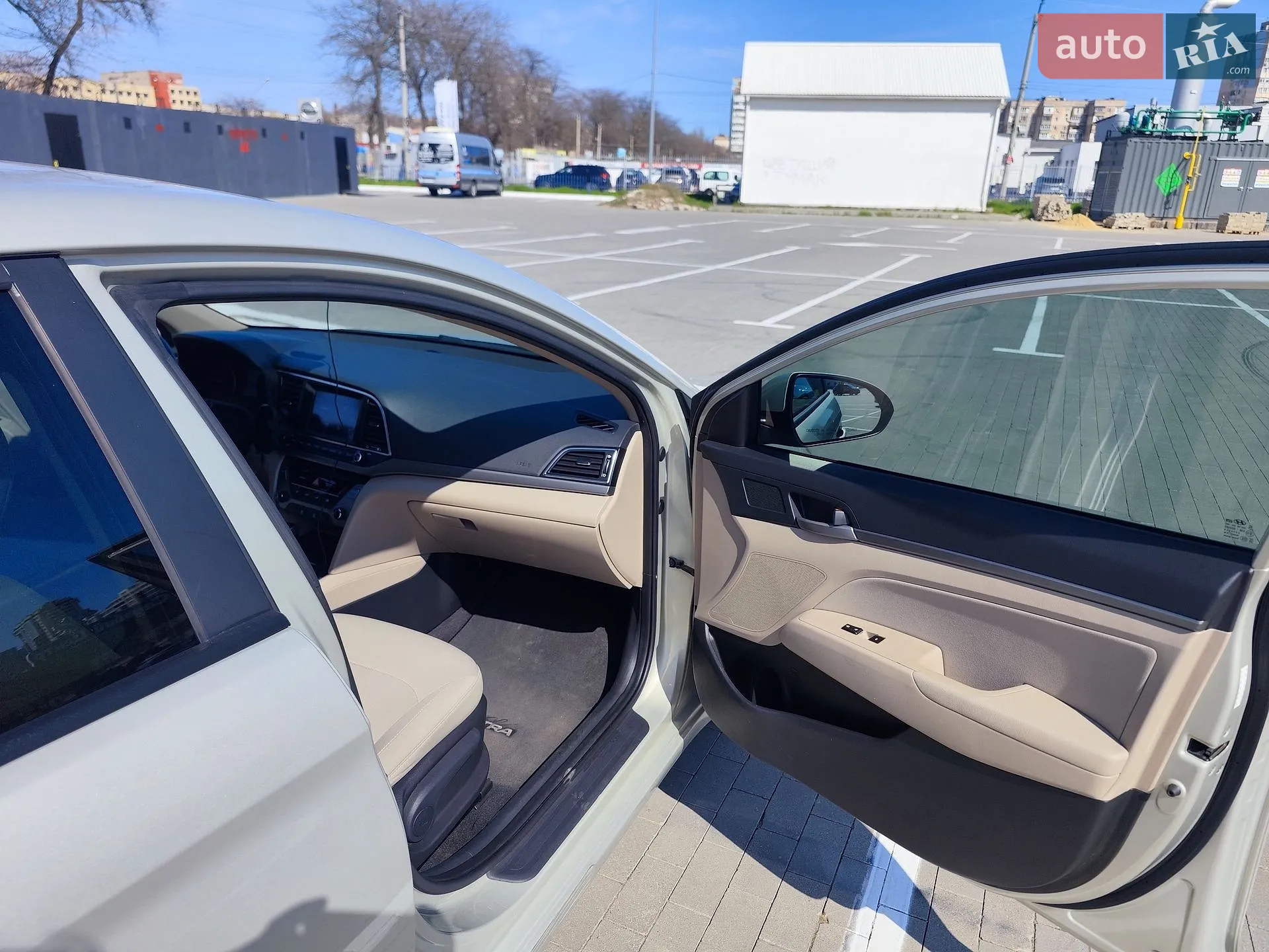 2016 Hyundai Elantra - мініатюра 14