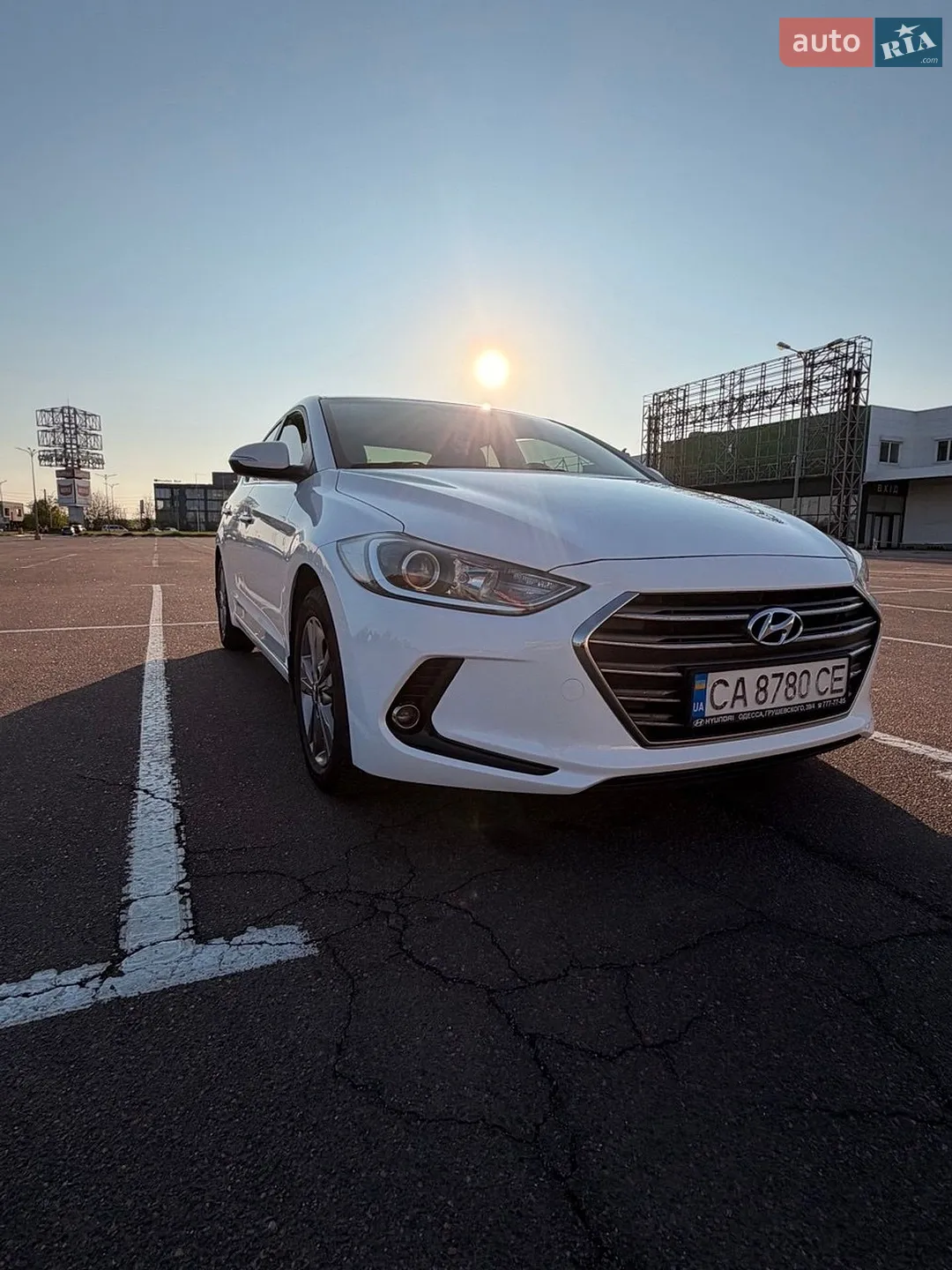 2018 Hyundai Elantra - мініатюра 5