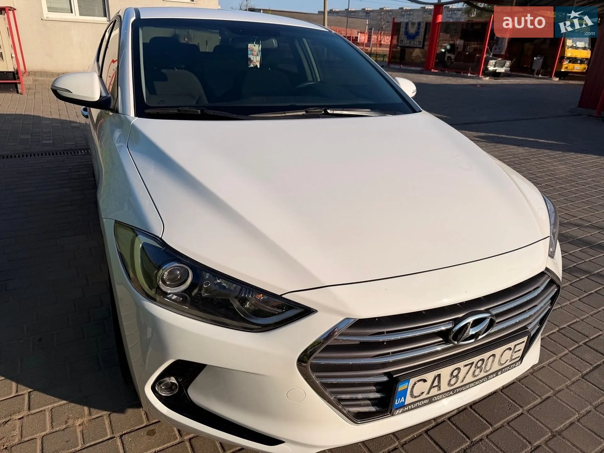 2018 Hyundai Elantra - мініатюра 9