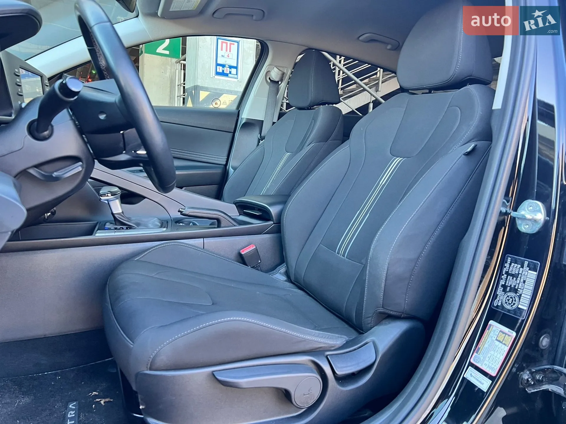 2021 Hyundai Elantra - мініатюра 33