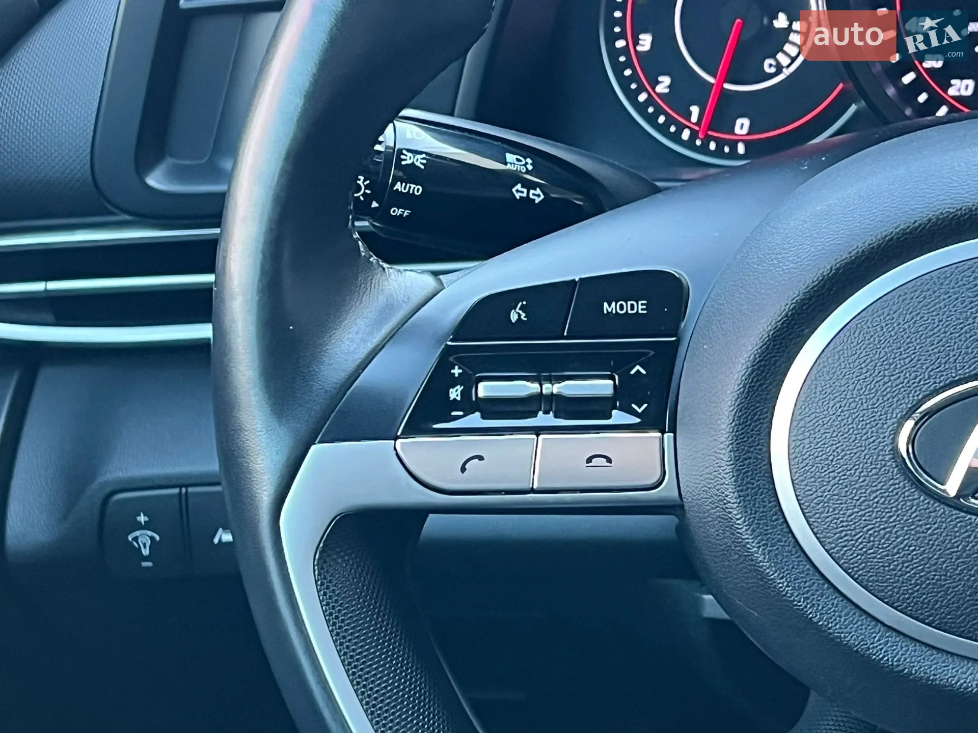 2021 Hyundai Elantra - мініатюра 37